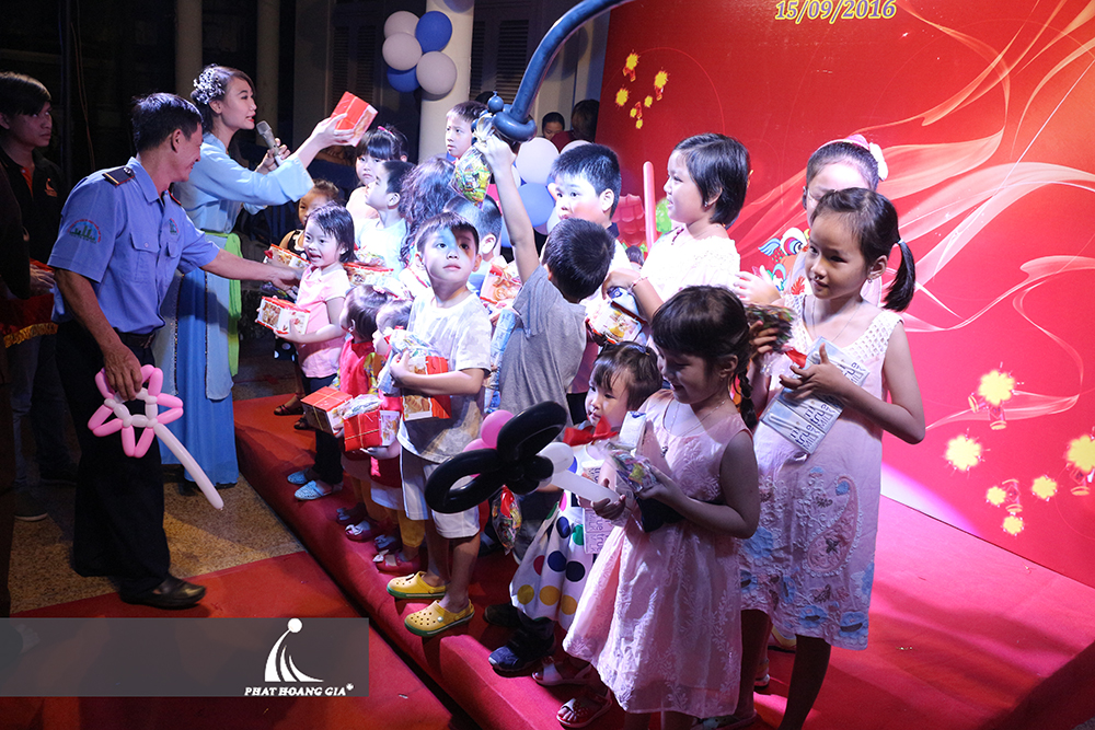 Tổ chức trung thu tại khu căn hộ chung cư