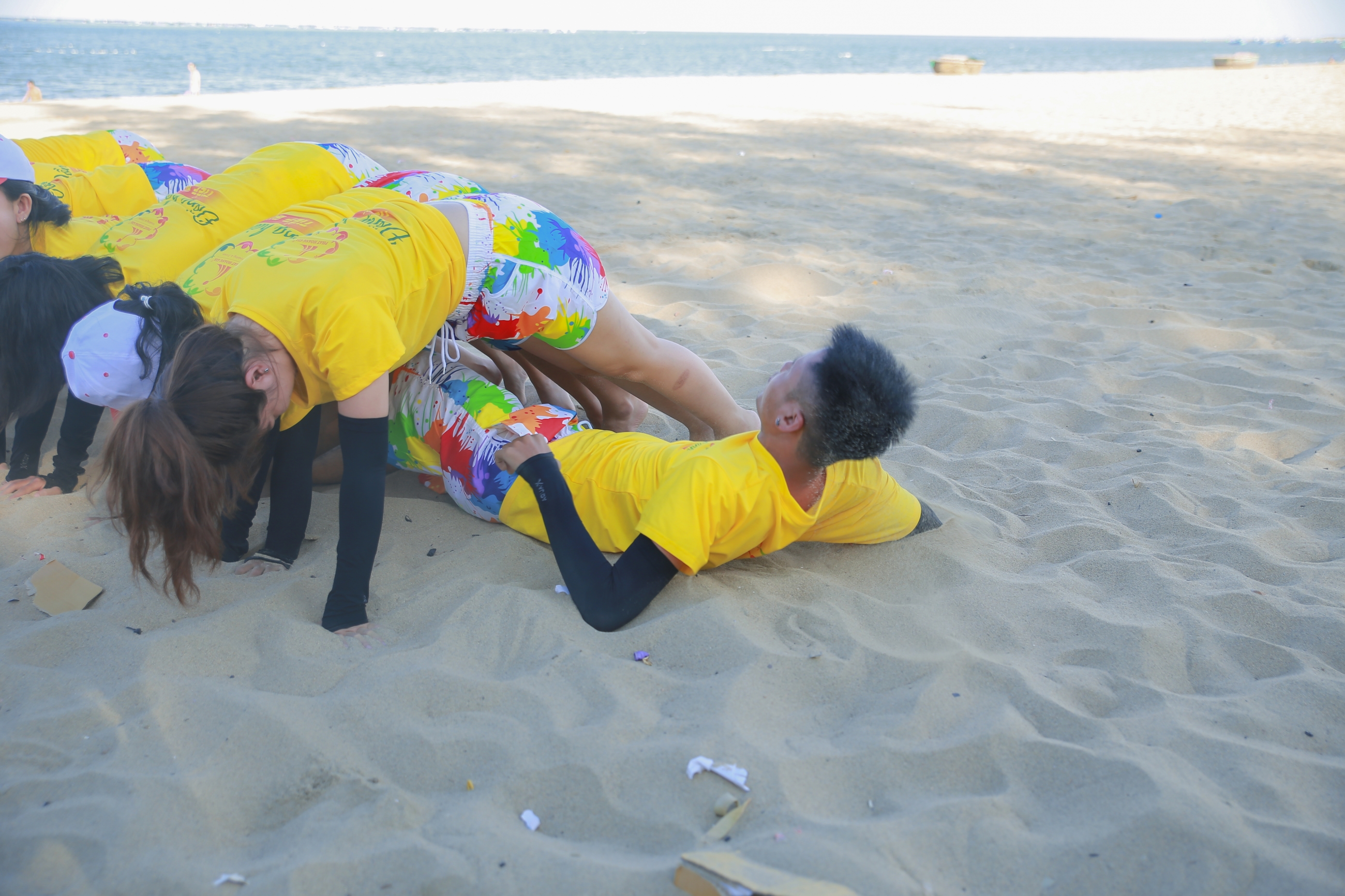 Phát Hoàng Gia Teambuilding - 6 years 1 way