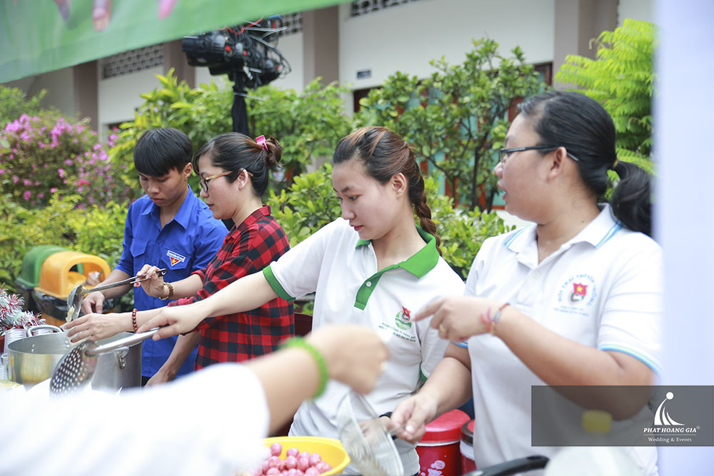 Đêm hội trăng rằm - Công ty Môi trường đô thị