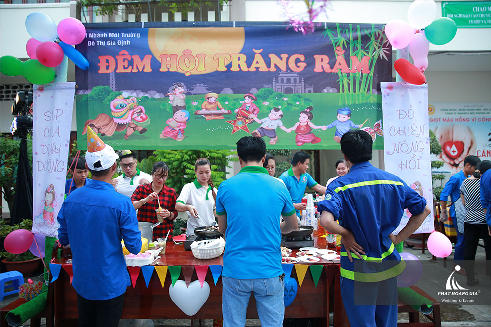 Đêm hội trăng rằm - Công ty Môi trường đô thị