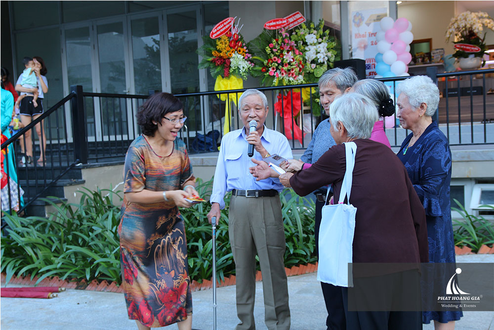 Khai trương cửa hàng Q.A Store