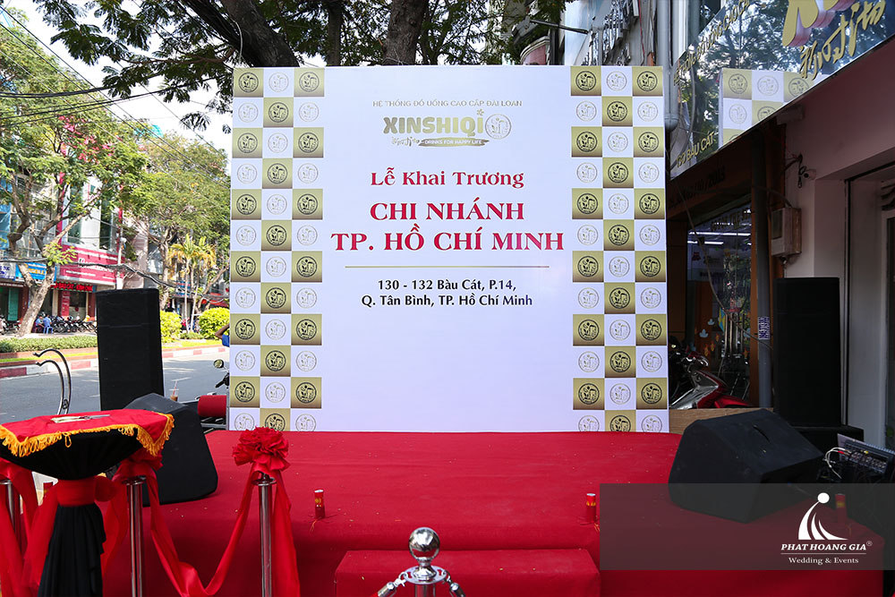 Khai trương cửa hàng trà sữa Xinshiqi Bàu Cát