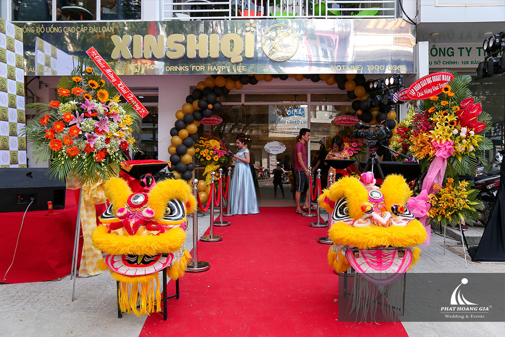 Khai trương cửa hàng trà sữa Xinshiqi Bàu Cát