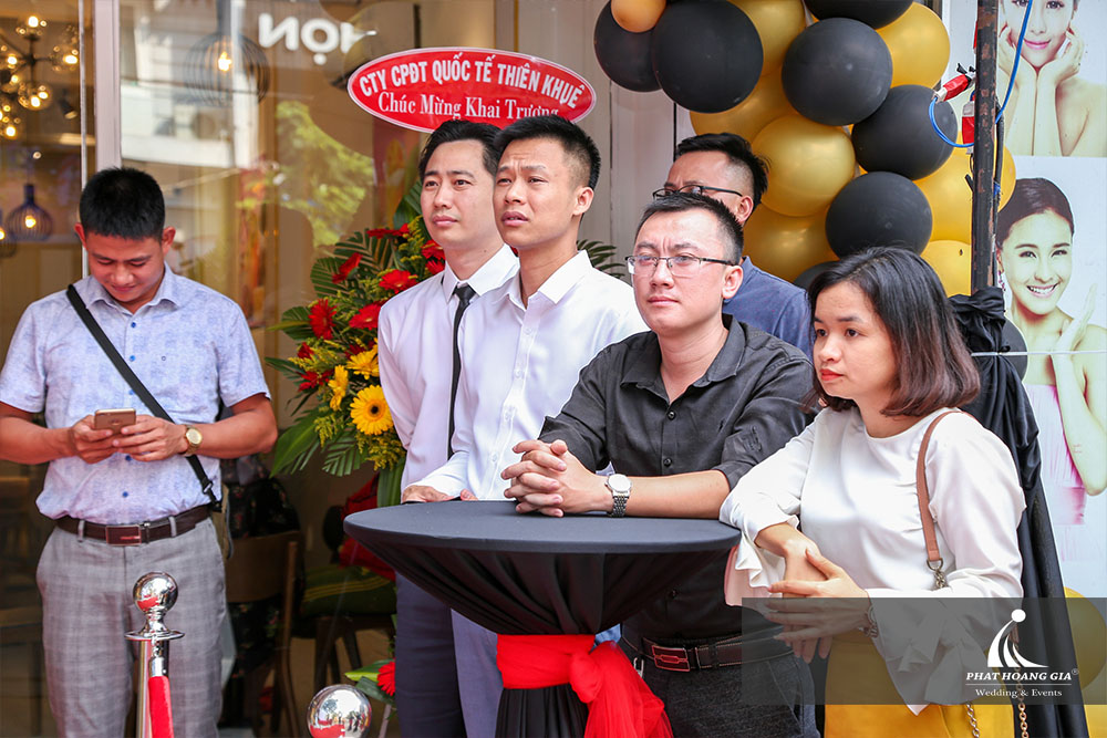 Khai trương cửa hàng trà sữa Xinshiqi Bàu Cát