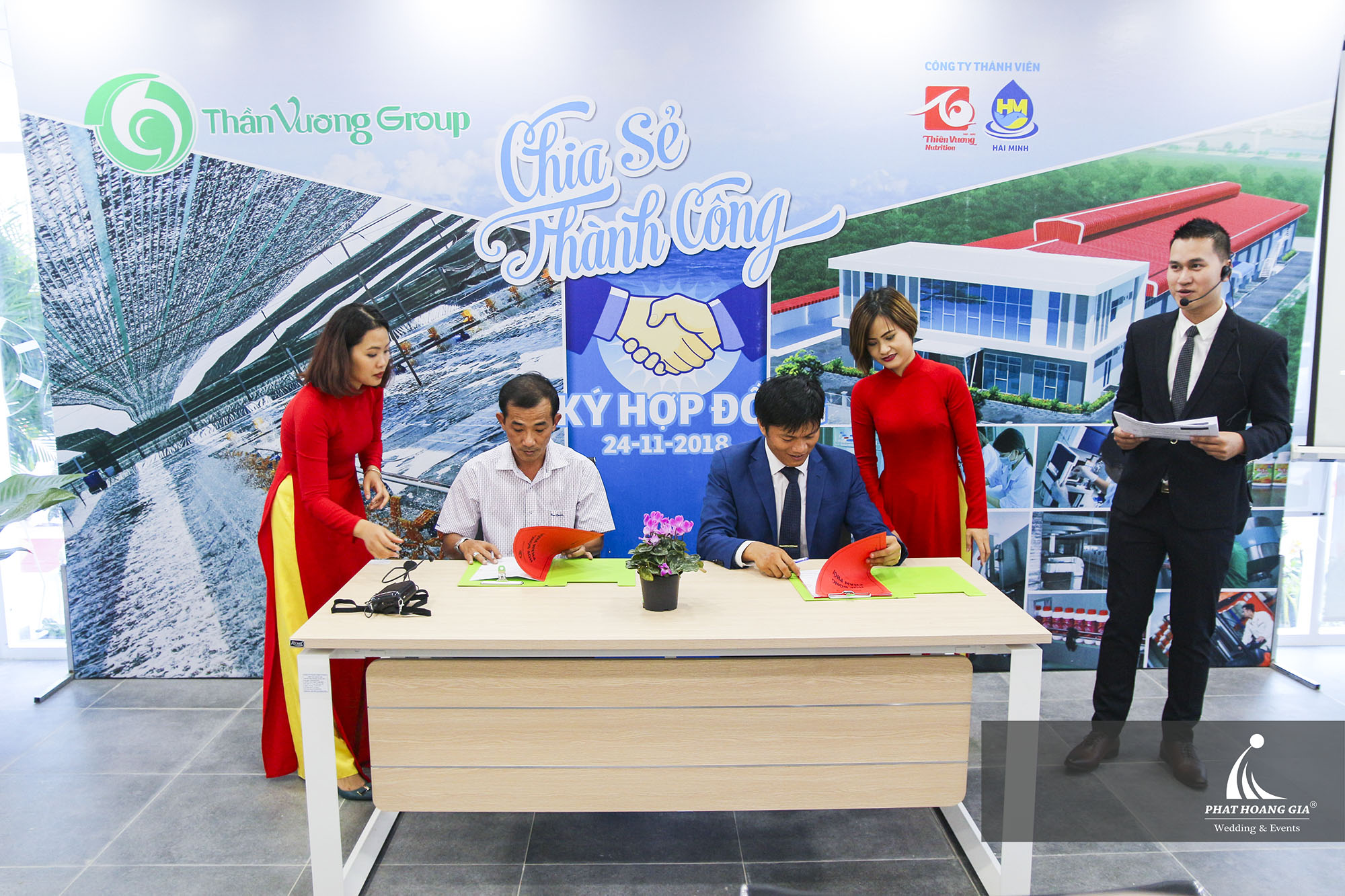 Lễ khánh thành nhà máy Thiên Vương