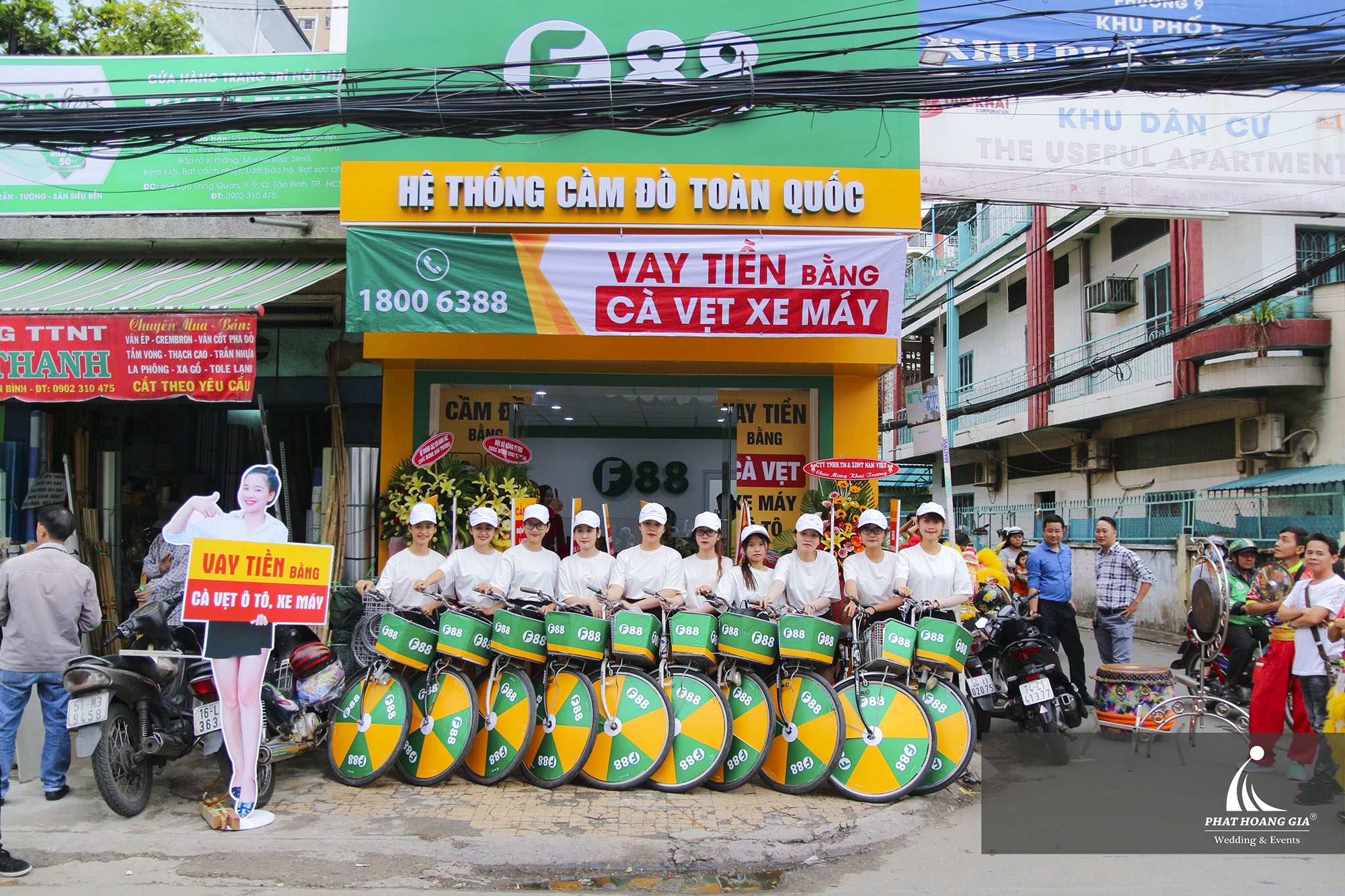 Roadshow khai trương F88 CN Lạc Long Quân