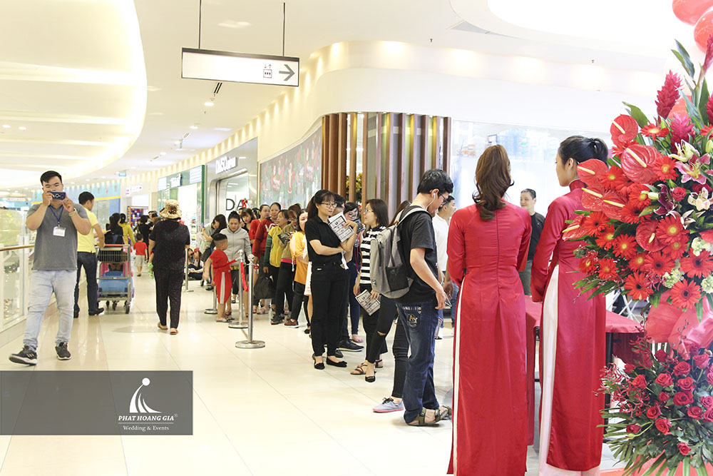 Lễ khai trương Huawei Aeon Tân Phú