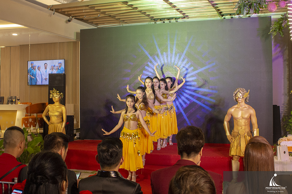 Viện thẩm mỹ La Ratio ra mắt công nghệ giảm mỡ Emsculpt