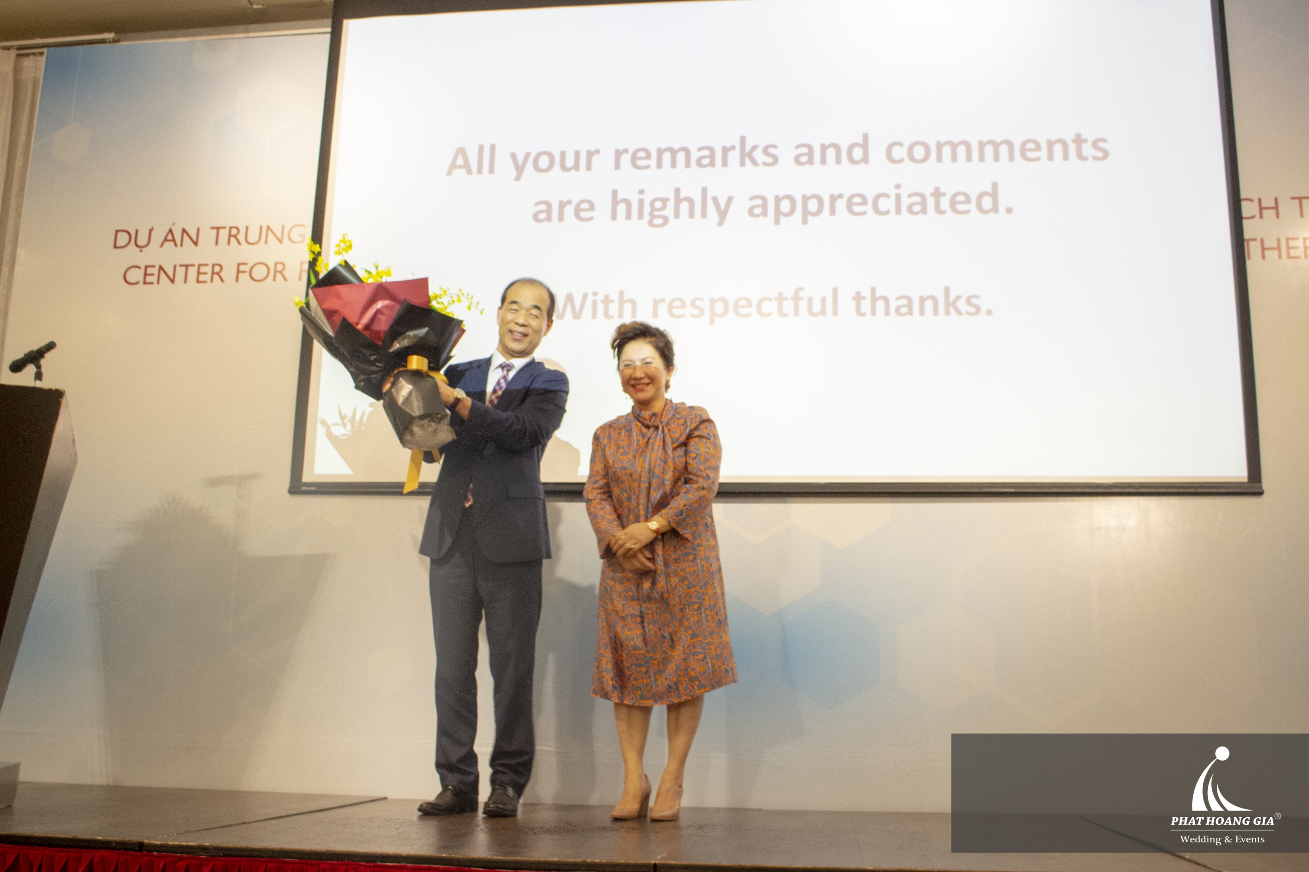 Hội thảo quốc tế - Dự án trung tâm nghiên cứu và ứng dụng liệu pháp tái tạo miễn dịch trị liệu