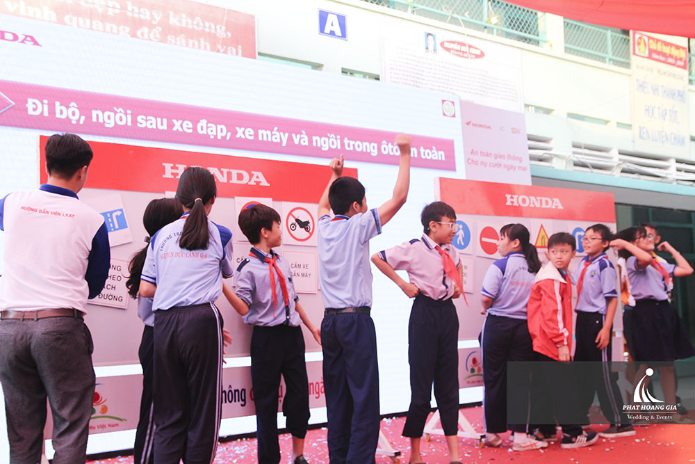 Head Honda Sơn Minh – Ngày hội hướng dẫn lái xe an toàn