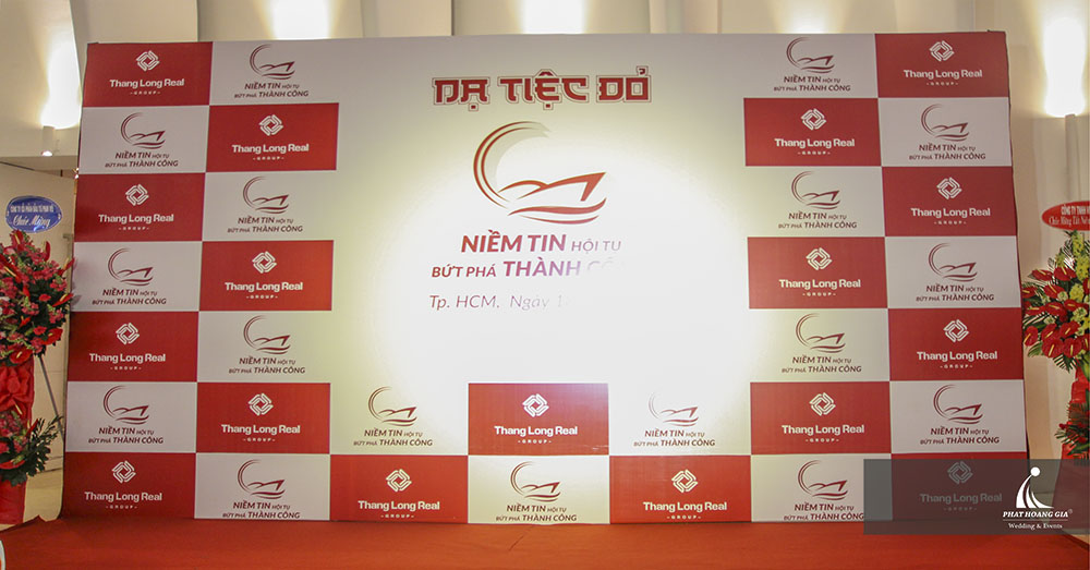 Tất niên Thăng Long Real Group - Dạ tiệc đỏ