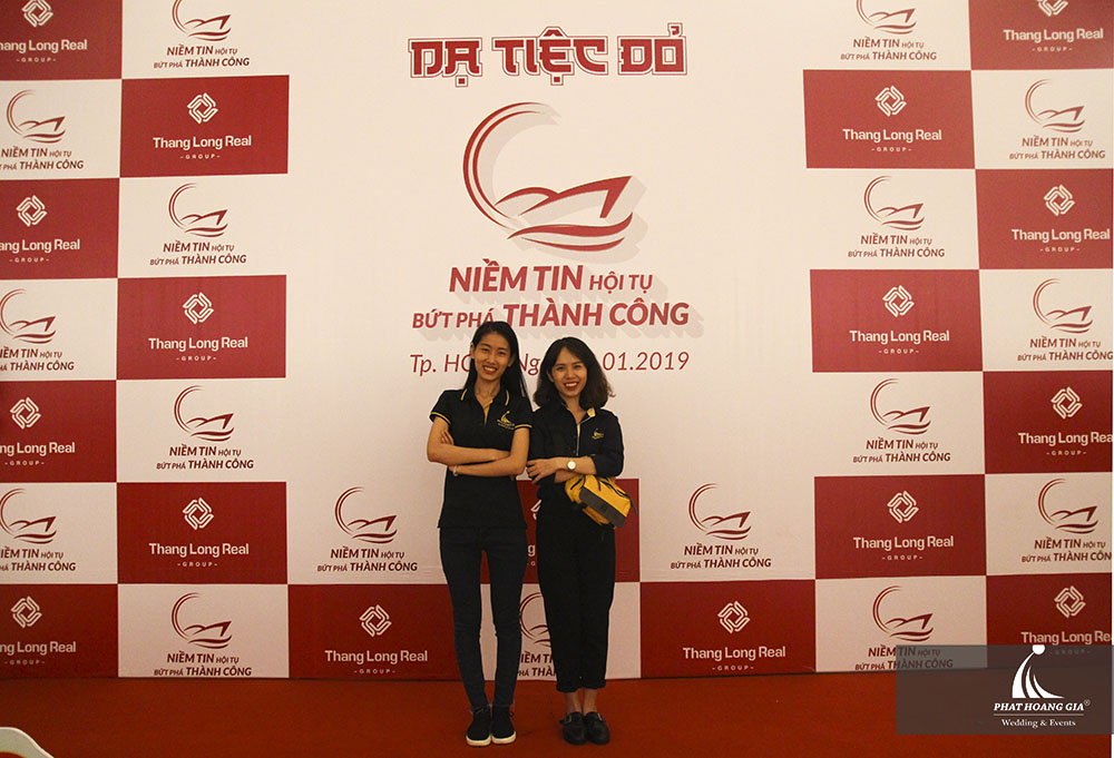 Tất niên Thăng Long Real Group - Dạ tiệc đỏ