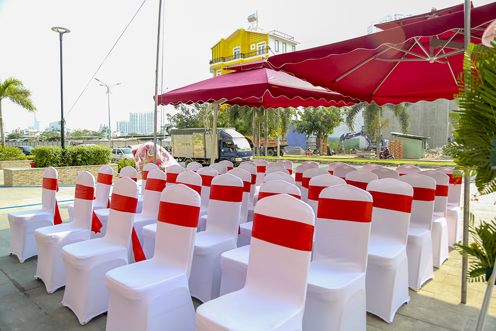 Lễ khai trương thương hiệu Anruti Cosmetic