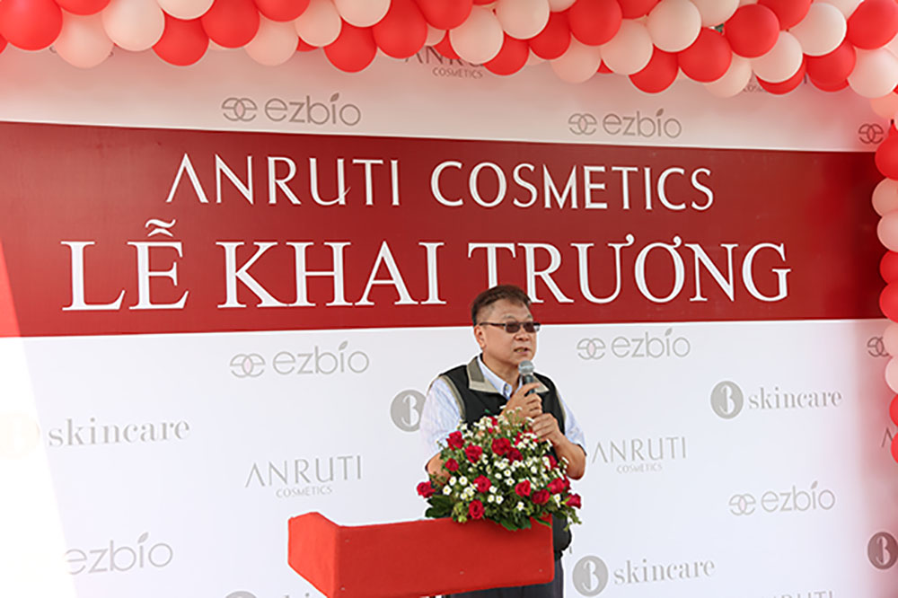 “ Lễ khai trương thương hiệu Anruti Cosmetic