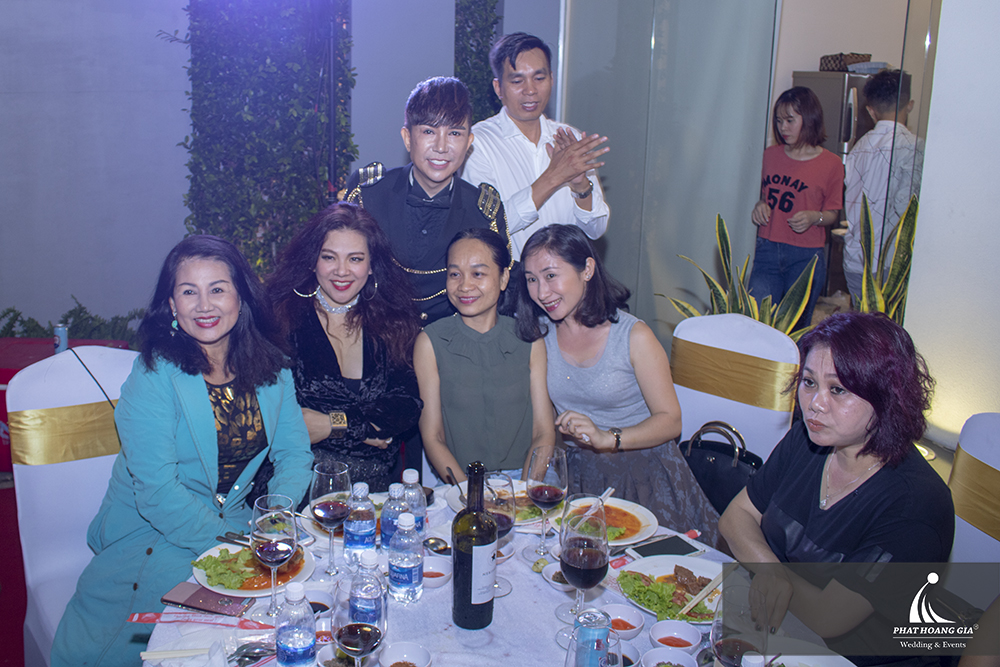 Viện thẩm mỹ Laratio – Hội ngộ nhan sắc hoàn hảo”