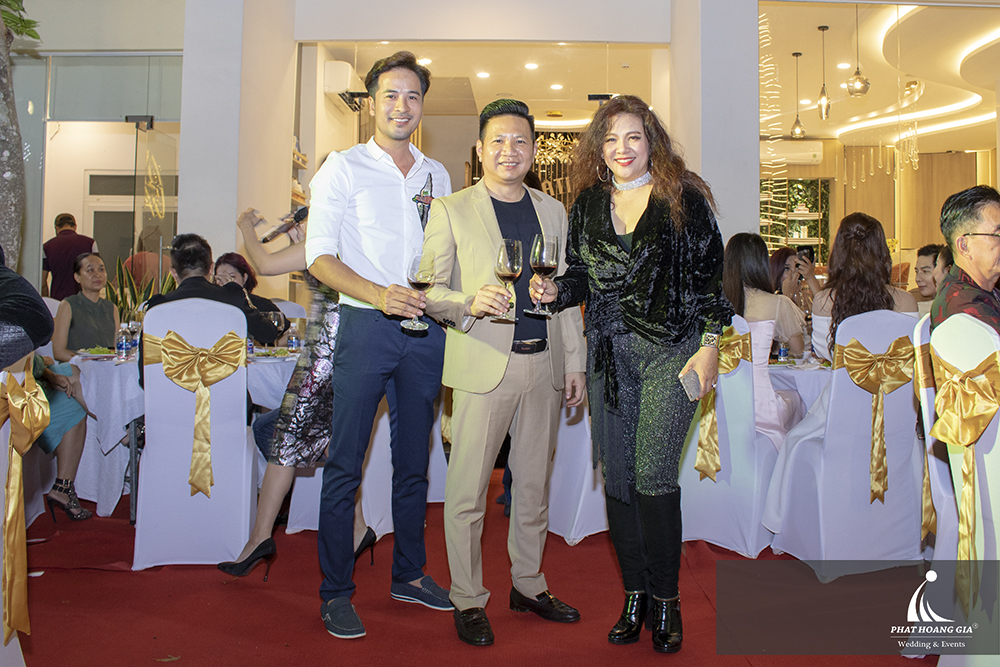 Viện thẩm mỹ Laratio – Hội ngộ nhan sắc hoàn hảo”