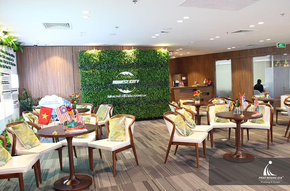 Lễ mở bán Forest City 