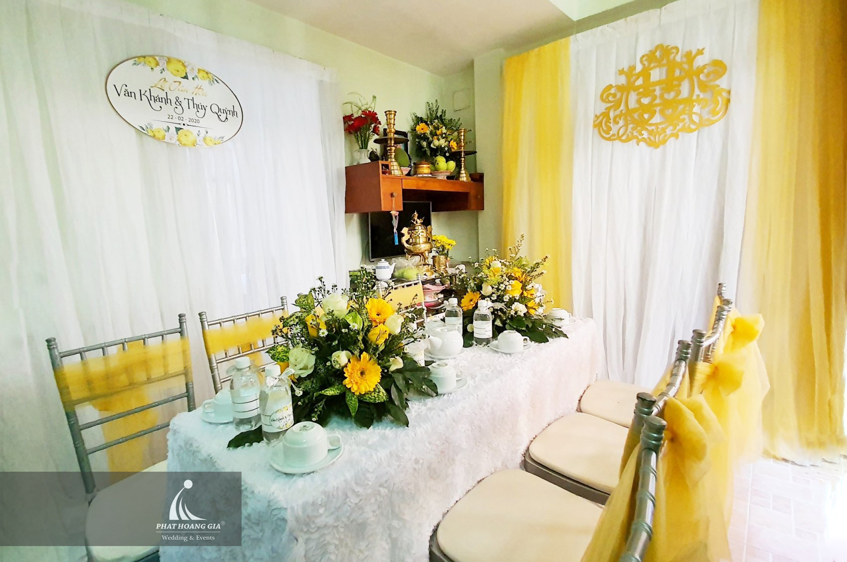 Trang trí gia tiên Văn Khánh Thuý Quỳnh