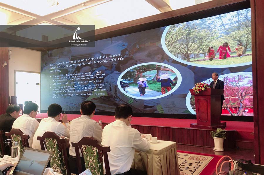 ông Phan Ngọc Thọ trình bày định hướng phát triển Huế.