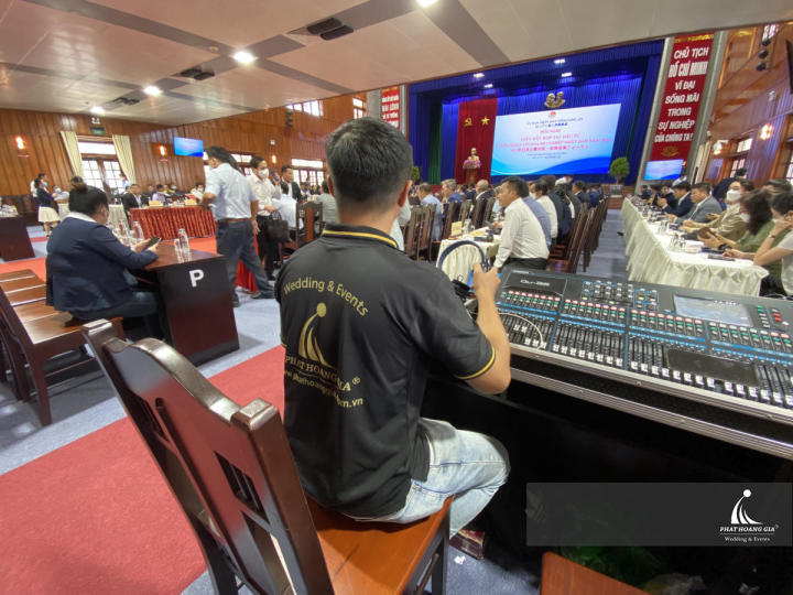 hội nghị thúc đẩy đầu tư đối thoại với doạnh nhgiệp Nhật Bản