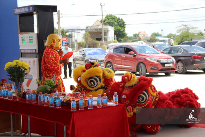 Khai trương cây xăng số 05