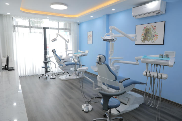 khai trương nha khoa Skydents