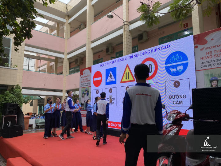 Lái xe an toàn Sơn Minh