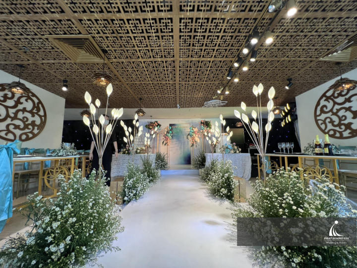 Tổ chức tiệc cưới