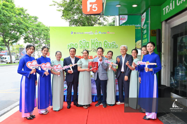 Ra mắt sản phẩm 