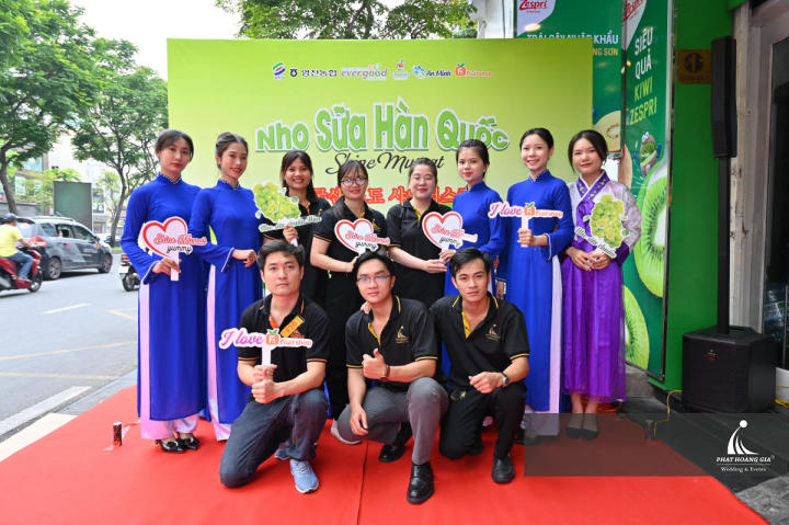 Ra mắt sản phẩm 