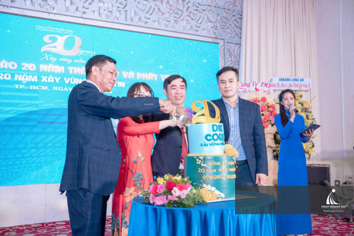 Lễ kỷ niệm 20 năm thành lập công ty D.K Corp