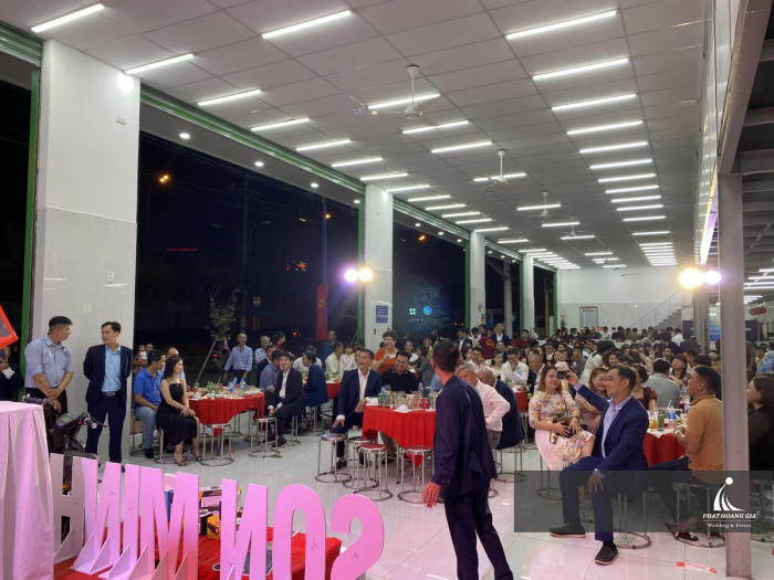 Year End Party Sơn Minh