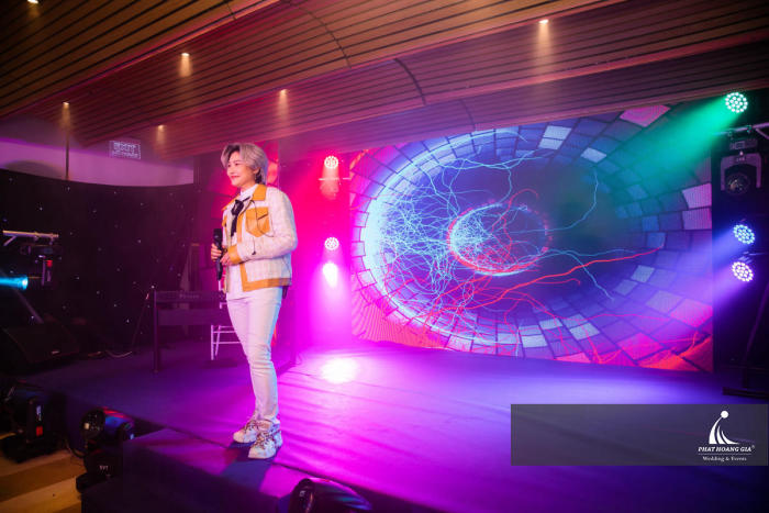 YEAR END PARTY 2022 - MOON LAND