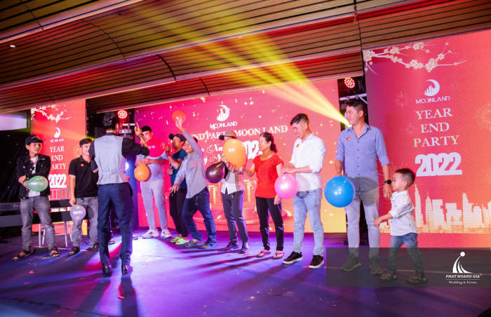YEAR END PARTY 2022 - MOON LAND