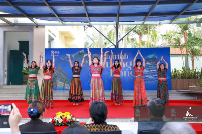 Hành trình đến phương Đông 