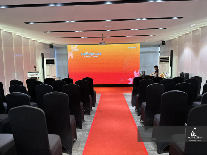 khai trương showroom