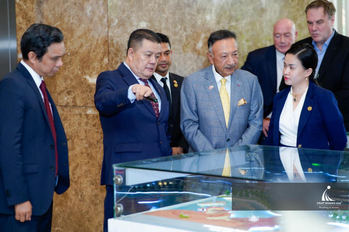 diễn đàn phát triển kinh tế