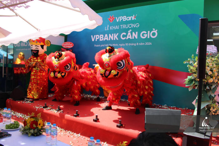 Khai trương VPbank