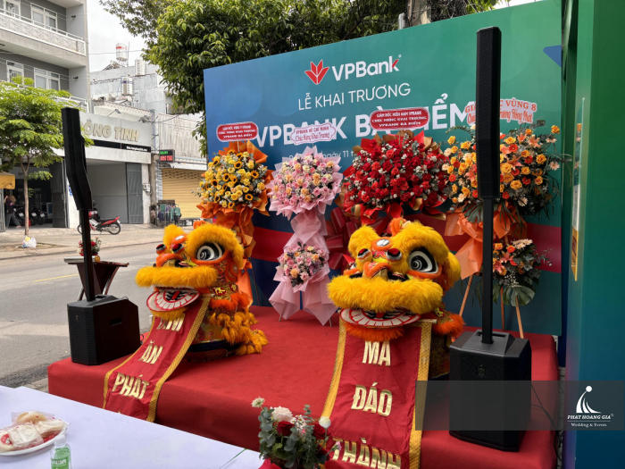 khai trương ngân hàng VP bank