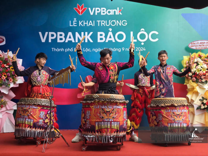 khai trương VP bank