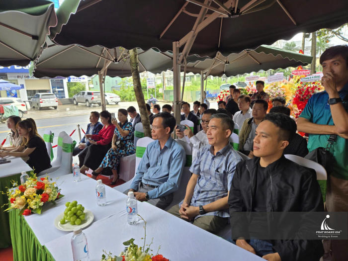 khai trương VP bank