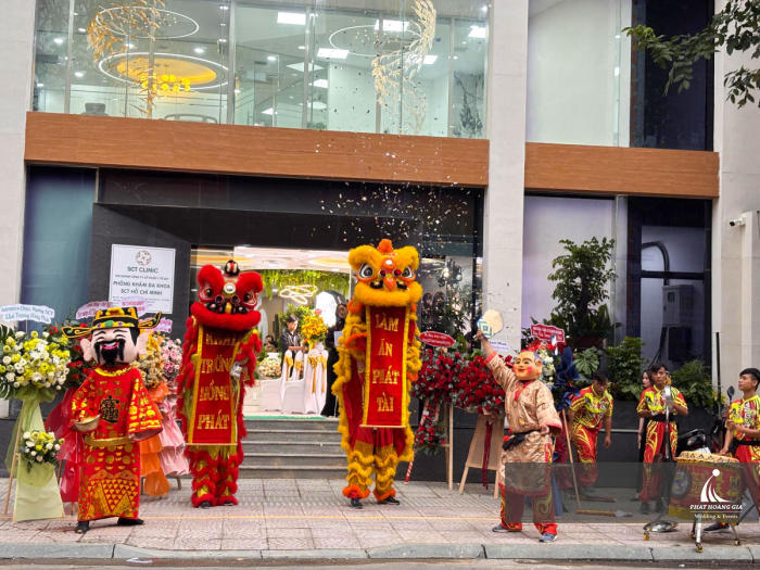 khai trương phòng khám