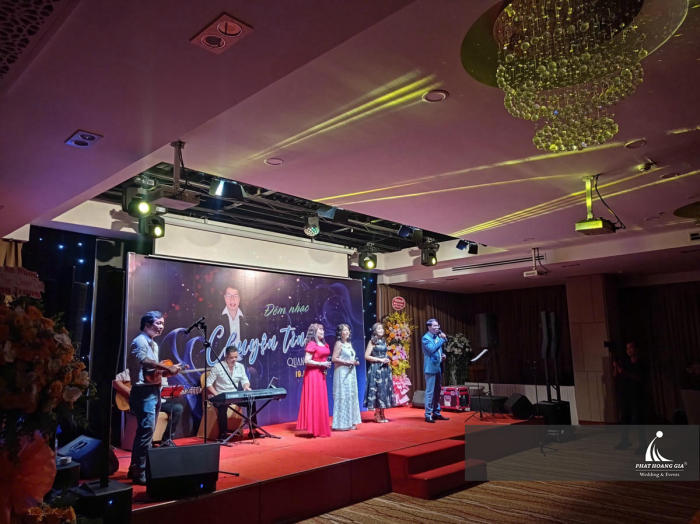 Đêm nhạc chuyện tình