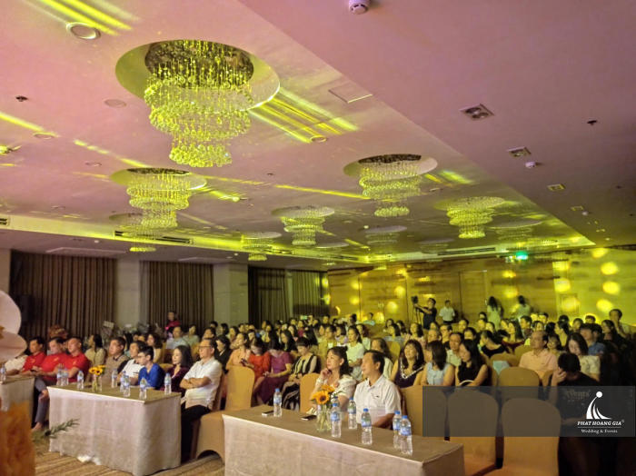 Đêm nhạc chuyện tình