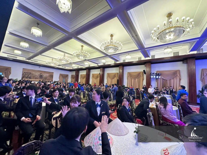 Tàu thanh niên Đông Nam Á