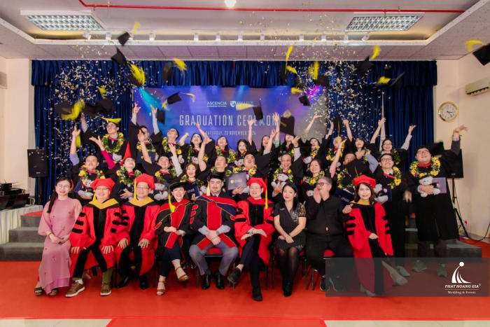 tôt nghiệp ASCENCIA