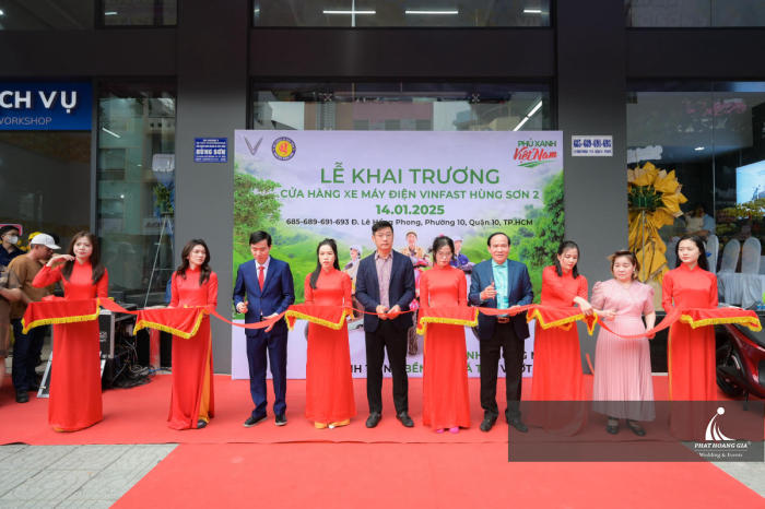 khai trương vinfast