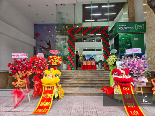 khai trương văn phòng VP bank