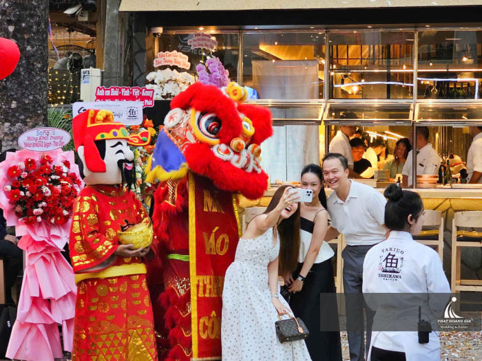 khai trương Yakiuo