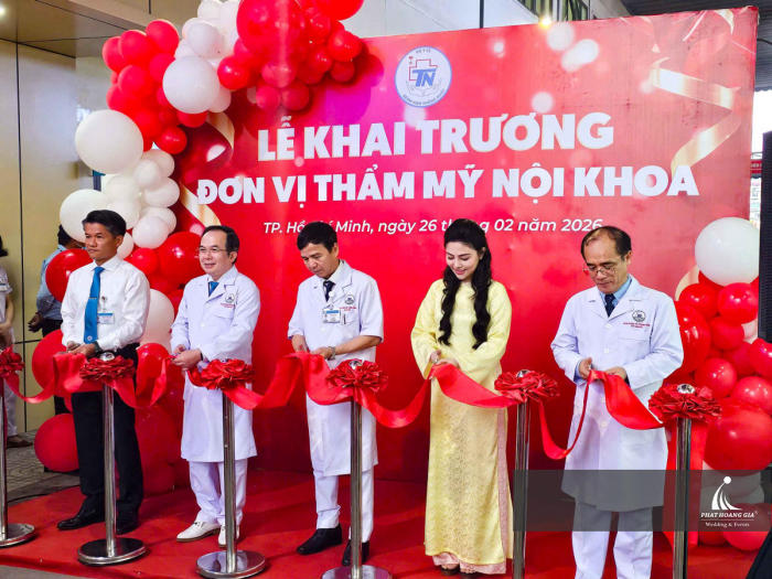 khai trương khoa thẩm mỹ bệnh viện Thống Nhất